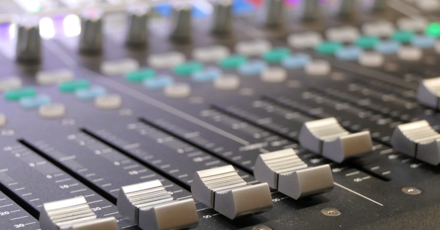 Mesa Digital ou Analógica, em qual investir? Mesa Digital ou Analógica, em qual investir?