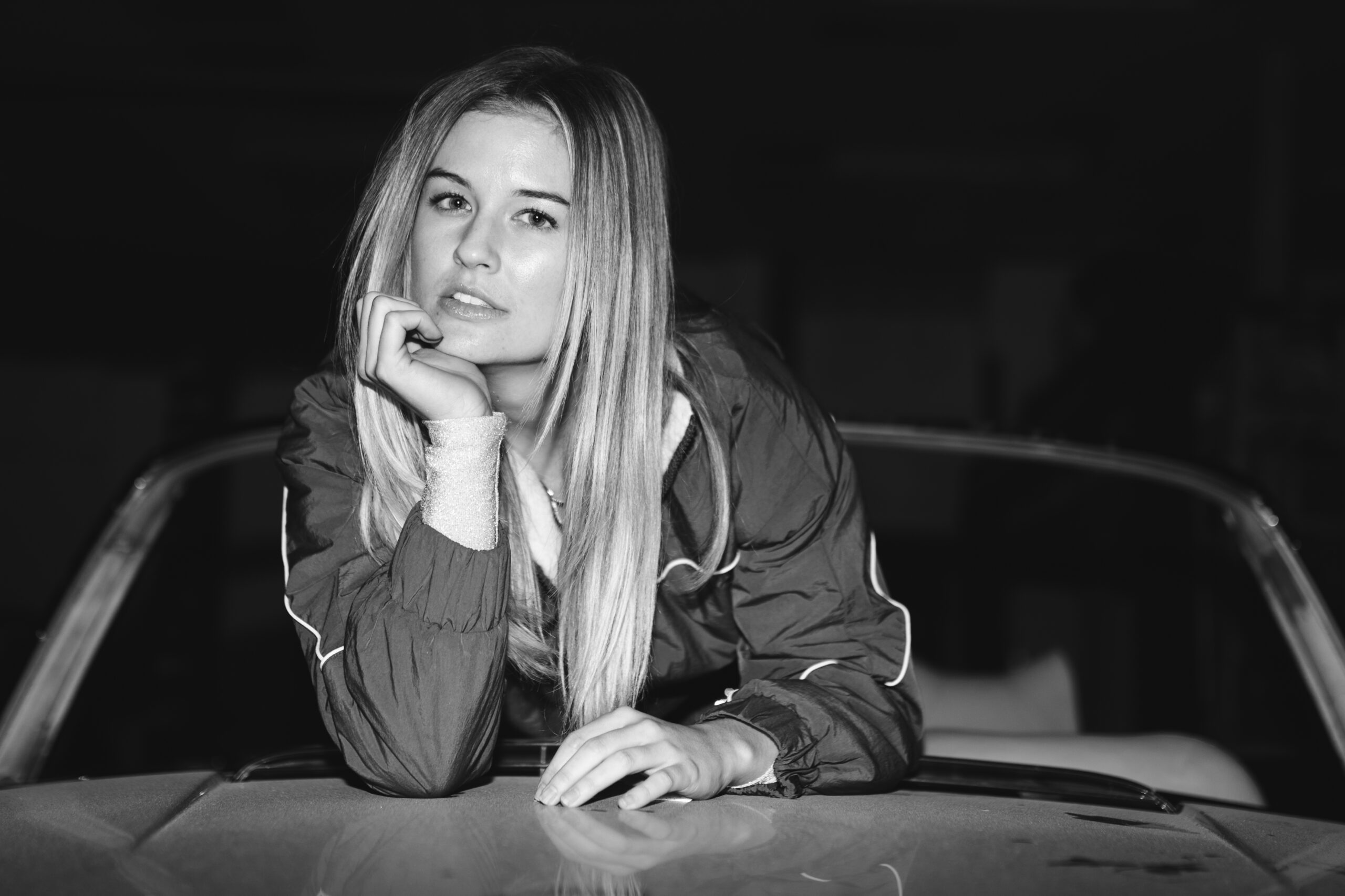 A new one from Essy + 6 Indie Pop bangers for your playlist