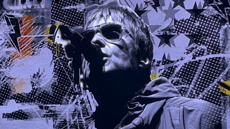 Enquanto vivemos os sonhos que tivemos na infância desaparecem  