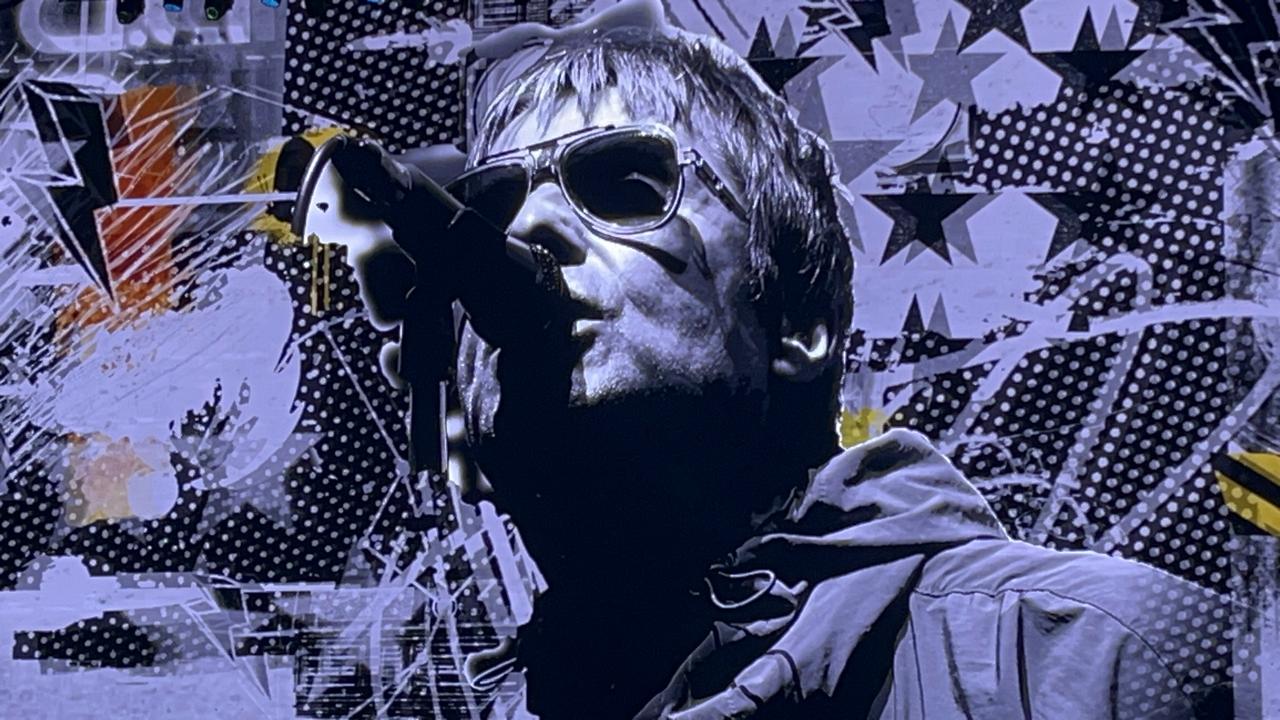 Enquanto vivemos os sonhos que tivemos na infância desaparecem  