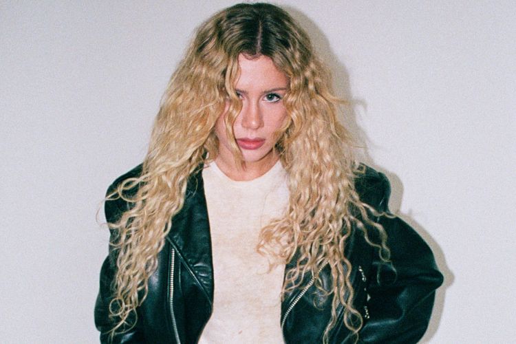 Slayyyter: Enquadrando a pior garota do mundo
